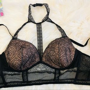 New VIctoria’s Secret Very Sexy Crochet Lace Choker Bra Crop Top